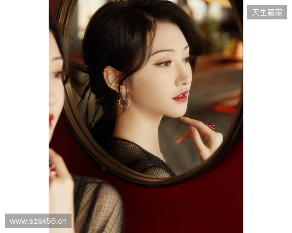 英媒:白宫要求FIFA和平奖杯需和大力神杯一样大 曾想让士兵护送 英媒:白宫要求FIFA和平奖杯需和大力神杯一样大 曾想让士兵护送