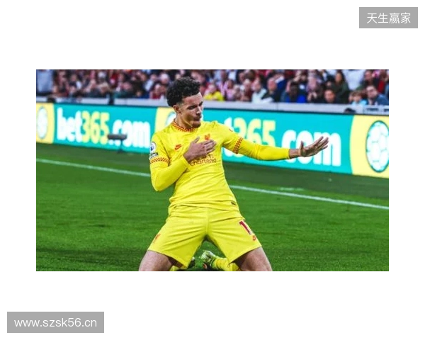 已翻篇!琼斯:萨拉赫采访风波后已向全队道歉,大家对他态度没变 已翻篇!琼斯:萨拉赫采访风波后已向全队道歉,大家对他态度没变