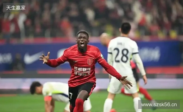 博主：蓉城外援卡隆目前仍处于留队状态，但已不可能随队踢中超